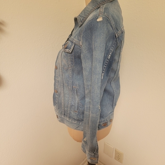 Madewell Distressed Denim Jacket - Picture 4 of 6